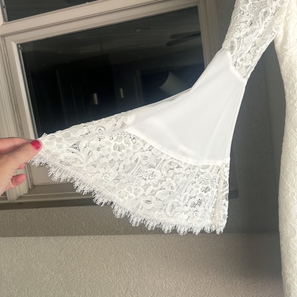 WHBM off-white lace overlay cocktail dress 0 - Picture 4 of 5